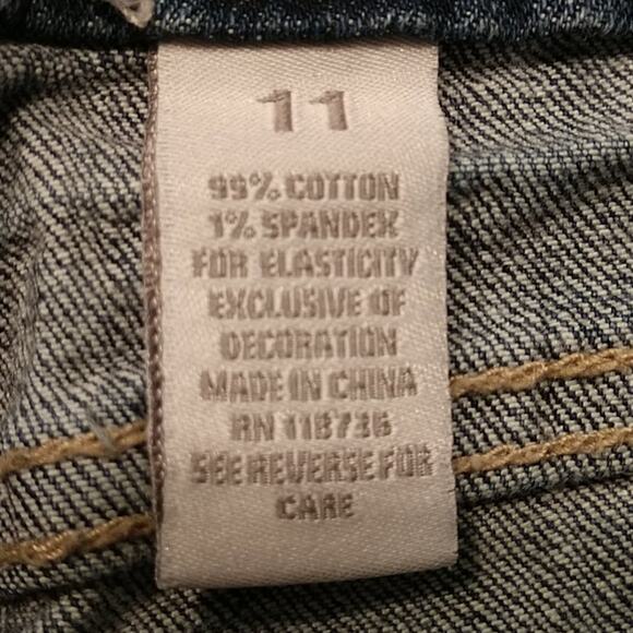 ZCO Jeans Frayed Waist Distressed Exposed Button Fly Midrise Shorts size… - Picture 5 of 12